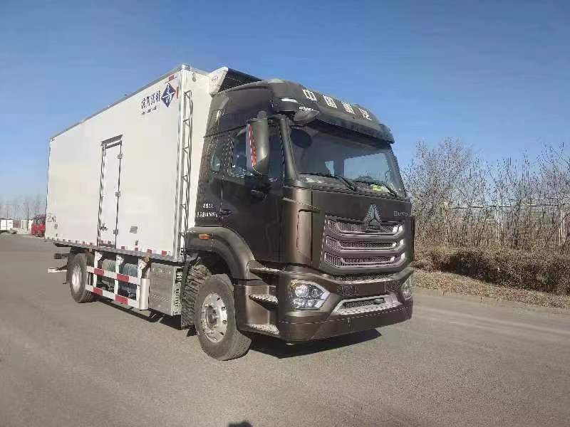 沃巴特牌SVT5180XLCZ6冷藏車公告圖片