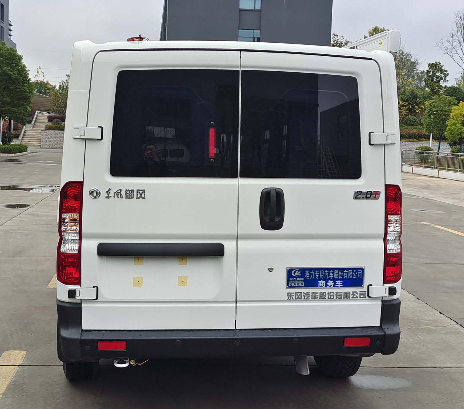 程力威牌CLW5040XSWBSX商务车公告图片