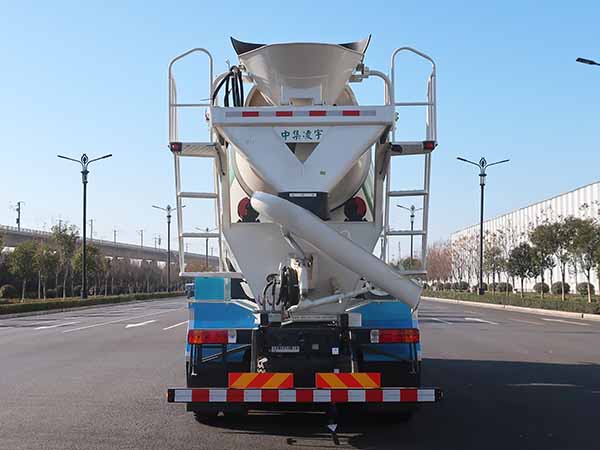 凌宇牌CLY5319GJB32BEV4換電式純電動(dòng)混凝土攪拌運(yùn)輸車公告圖片