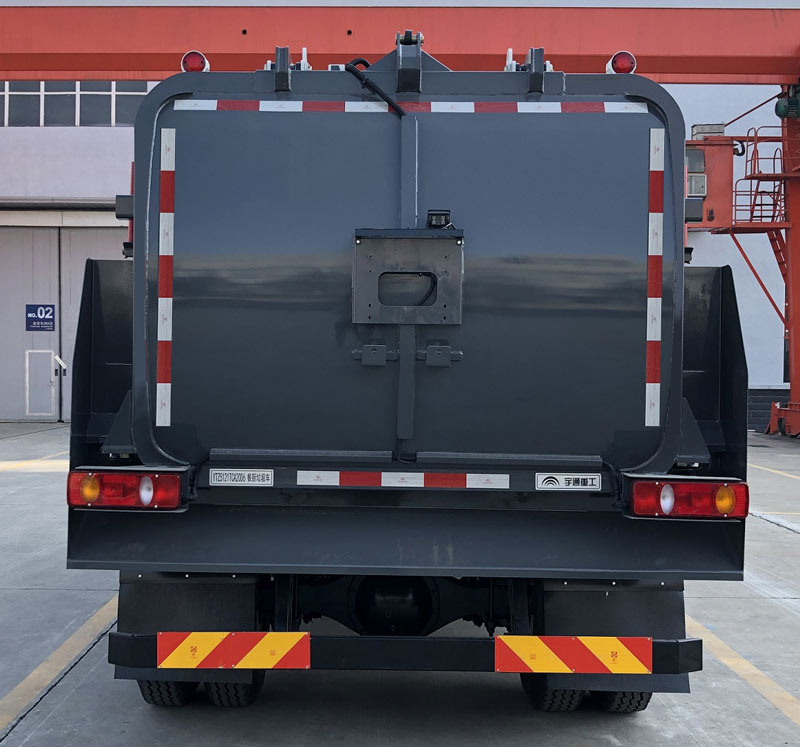 宇通牌YTZ5121TCA20D6餐廚垃圾車公告圖片
