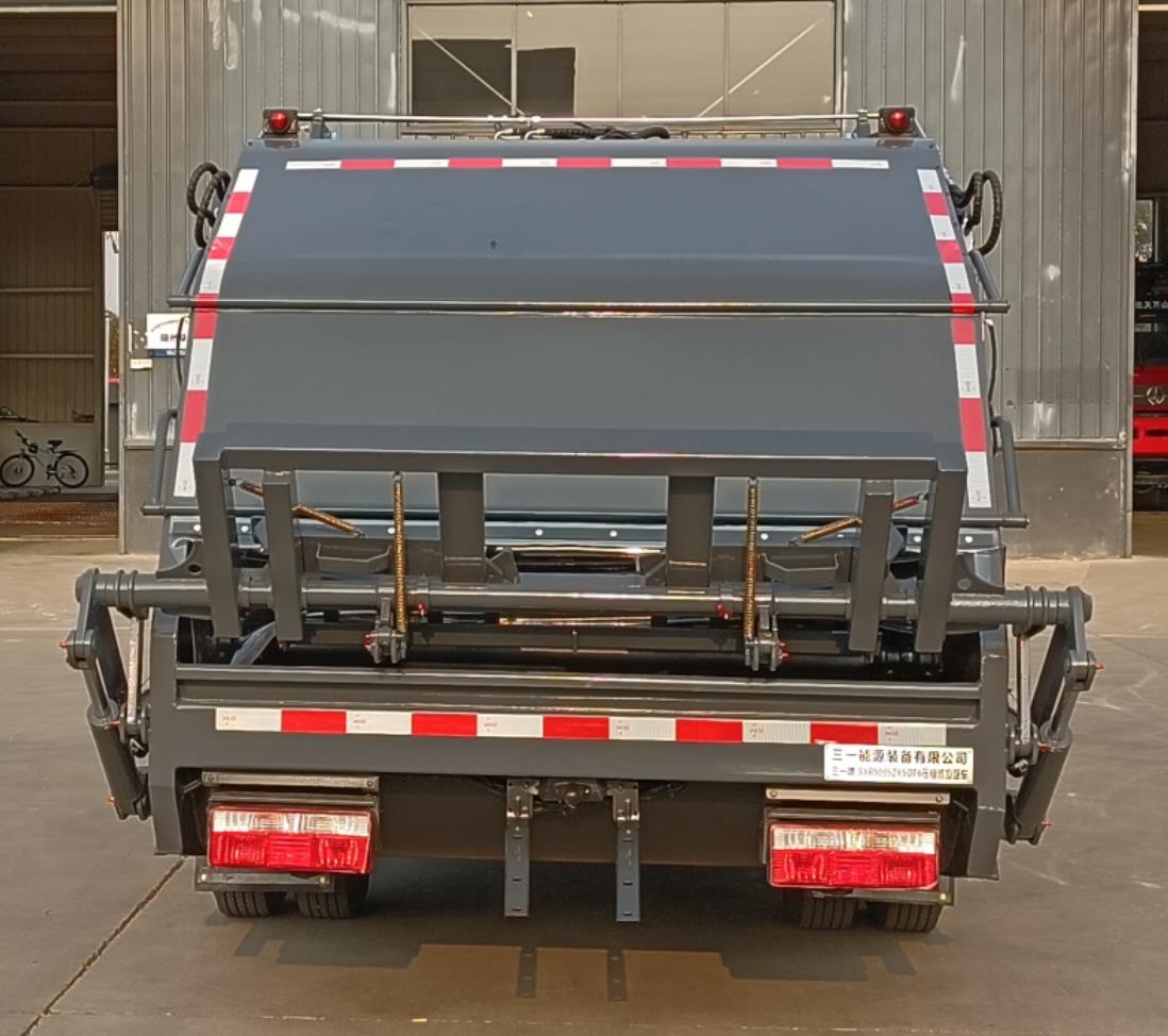三一牌SYR5095ZYSDF6壓縮式垃圾車公告圖片