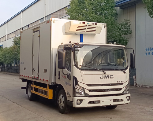 伴君長興牌AAA5049XLCJX6冷藏車公告圖片