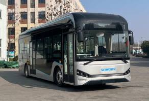 纯电动低入口城市客车