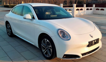 欧拉牌CW7000BH00HABEV型纯电动轿车