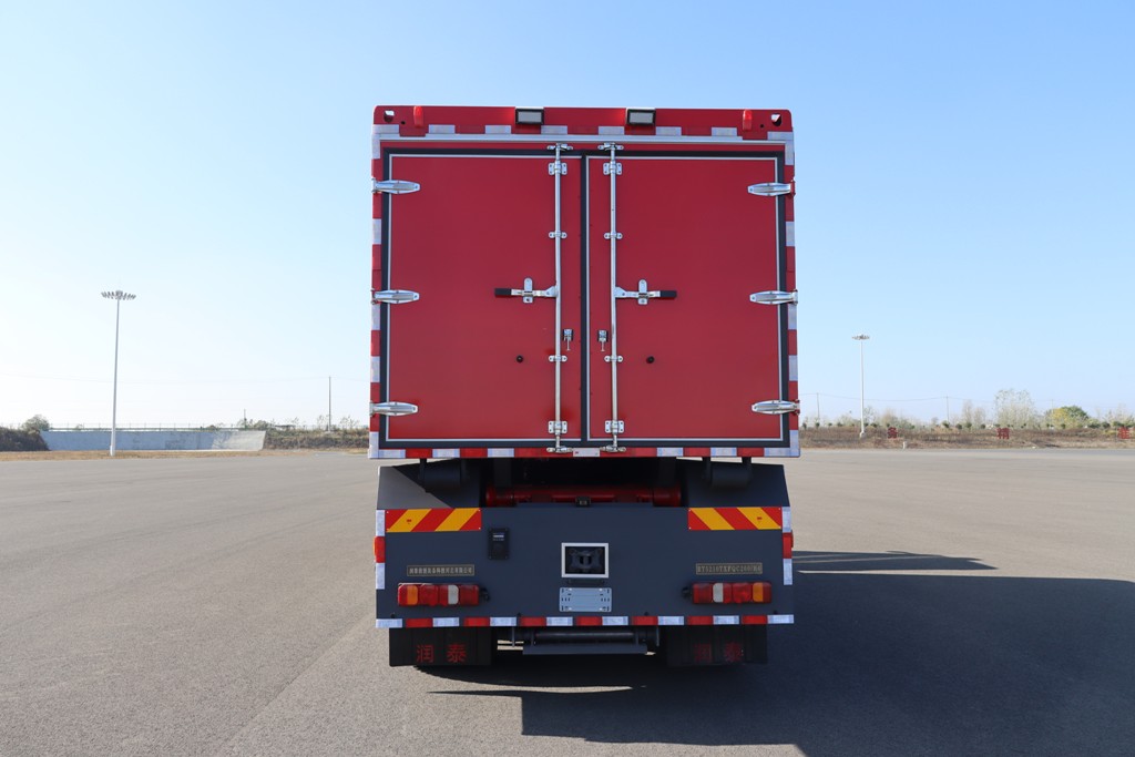 潤泰牌RT5210TXFQC200/H6器材消防車公告圖片