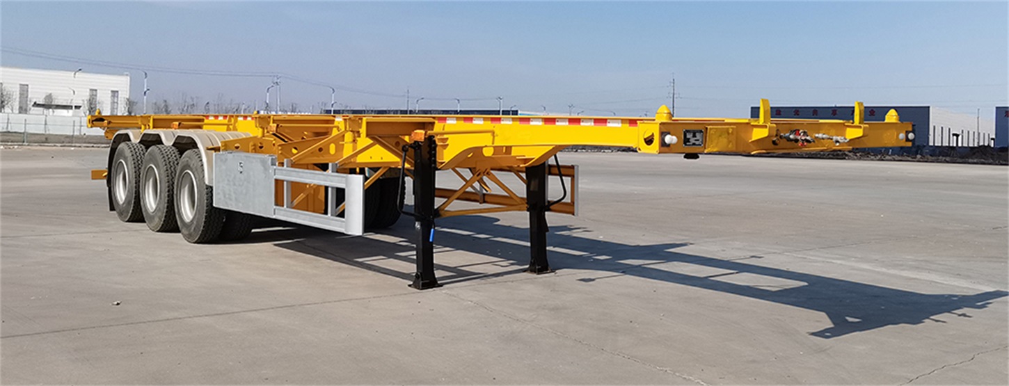 梁信牌12.5米34.4吨3轴集装箱运输半挂车(LXD9400TJZ40)