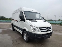 纯电动厢式运输车