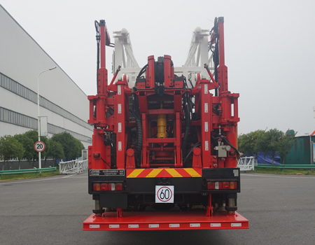 四机牌SJX5401TXJ350修井机公告图片
