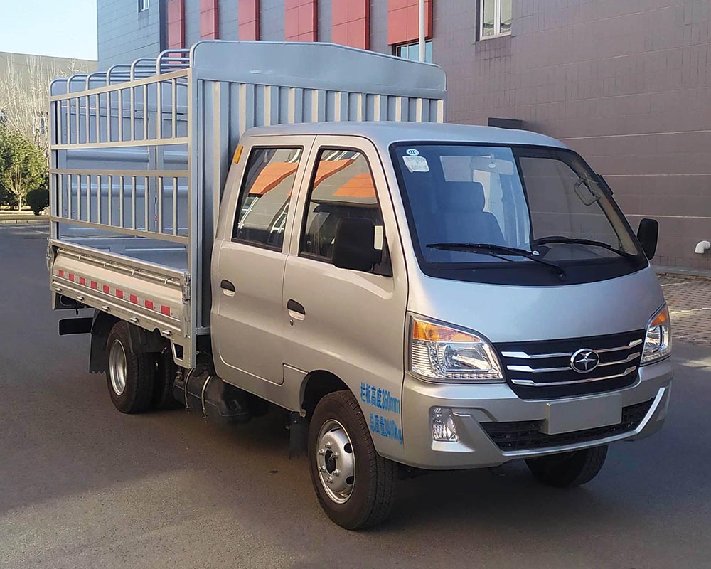 山汽牌YTQ5031CCYWHQ302倉柵式運(yùn)輸車公告圖片