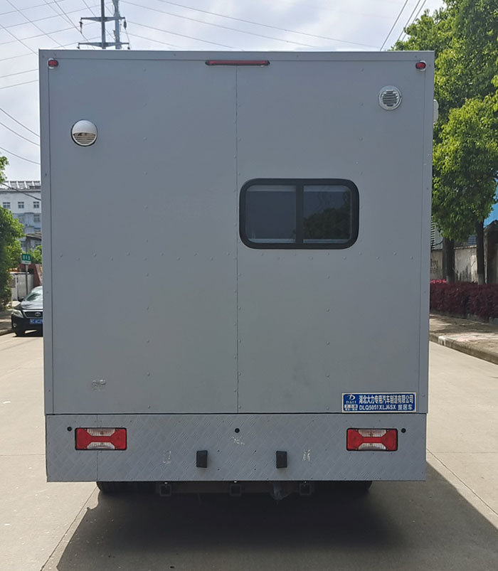 大力牌DLQ5051XLJ6SX旅居車公告圖片