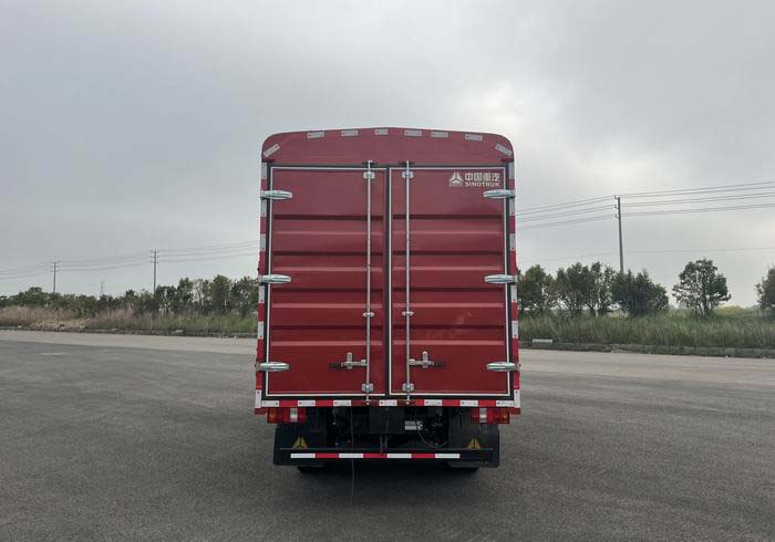 豪沃牌ZZ5047CCYG3315F142倉(cāng)柵式運(yùn)輸車公告圖片