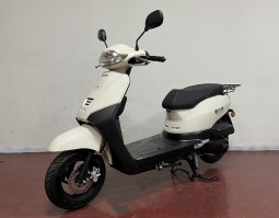 两轮摩托车