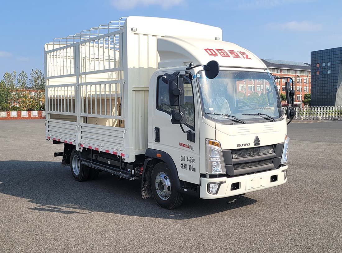 豪沃牌ZZ5047CCYG3314Z147BEV纯电动仓栅式运输车公告图片