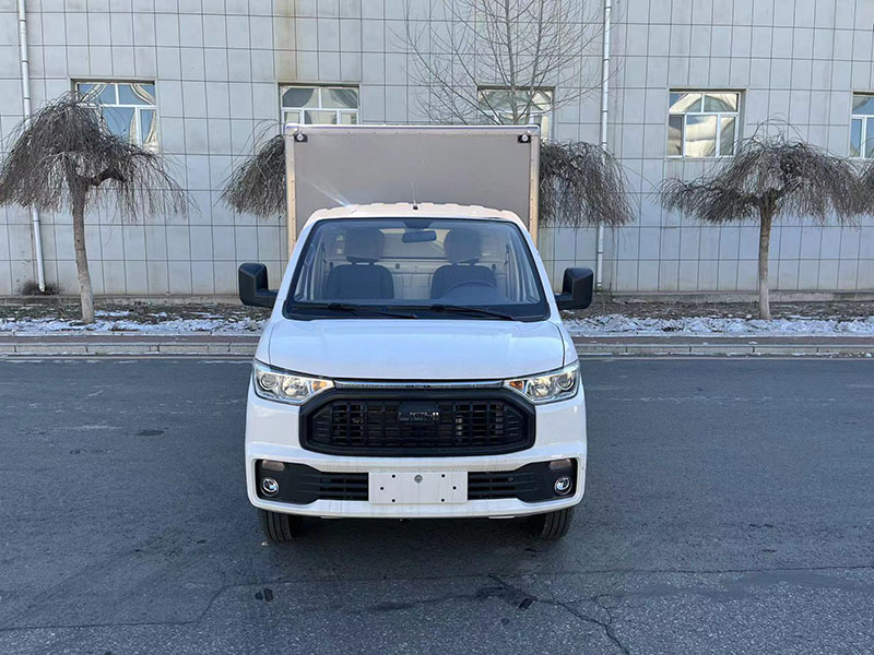 雷馳牌HLD5040XXYBEV純電動廂式運輸車公告圖片