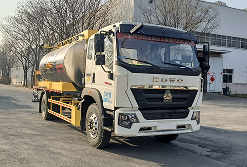圣工牌HGY5185GLQZ6瀝青灑布車公告圖片