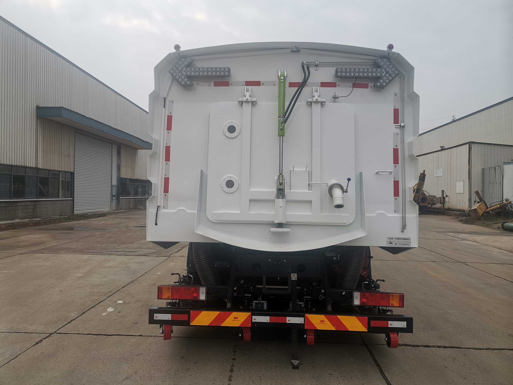 盼科牌AXH5180TWQDFLN道路污染清除車公告圖片