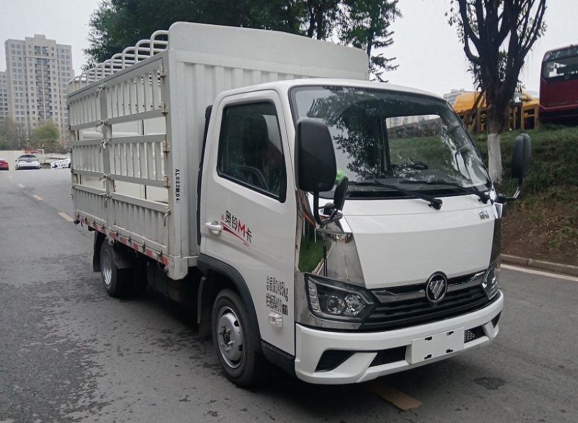 福田牌BJ5031CCY4JV5-AA7仓栅式运输车公告图片