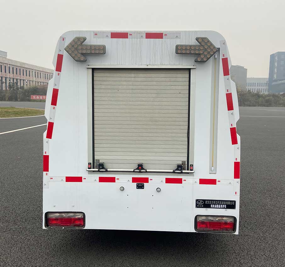 琴臺(tái)牌QT5040TYHBEV純電動(dòng)路面養(yǎng)護(hù)車(chē)公告圖片