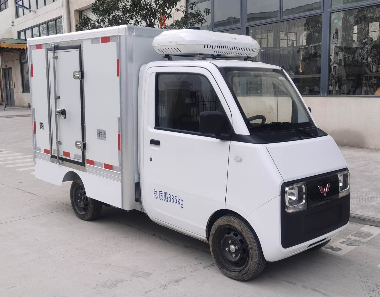 智跃牌LPL5010XLCBEV纯电动冷藏车公告图片