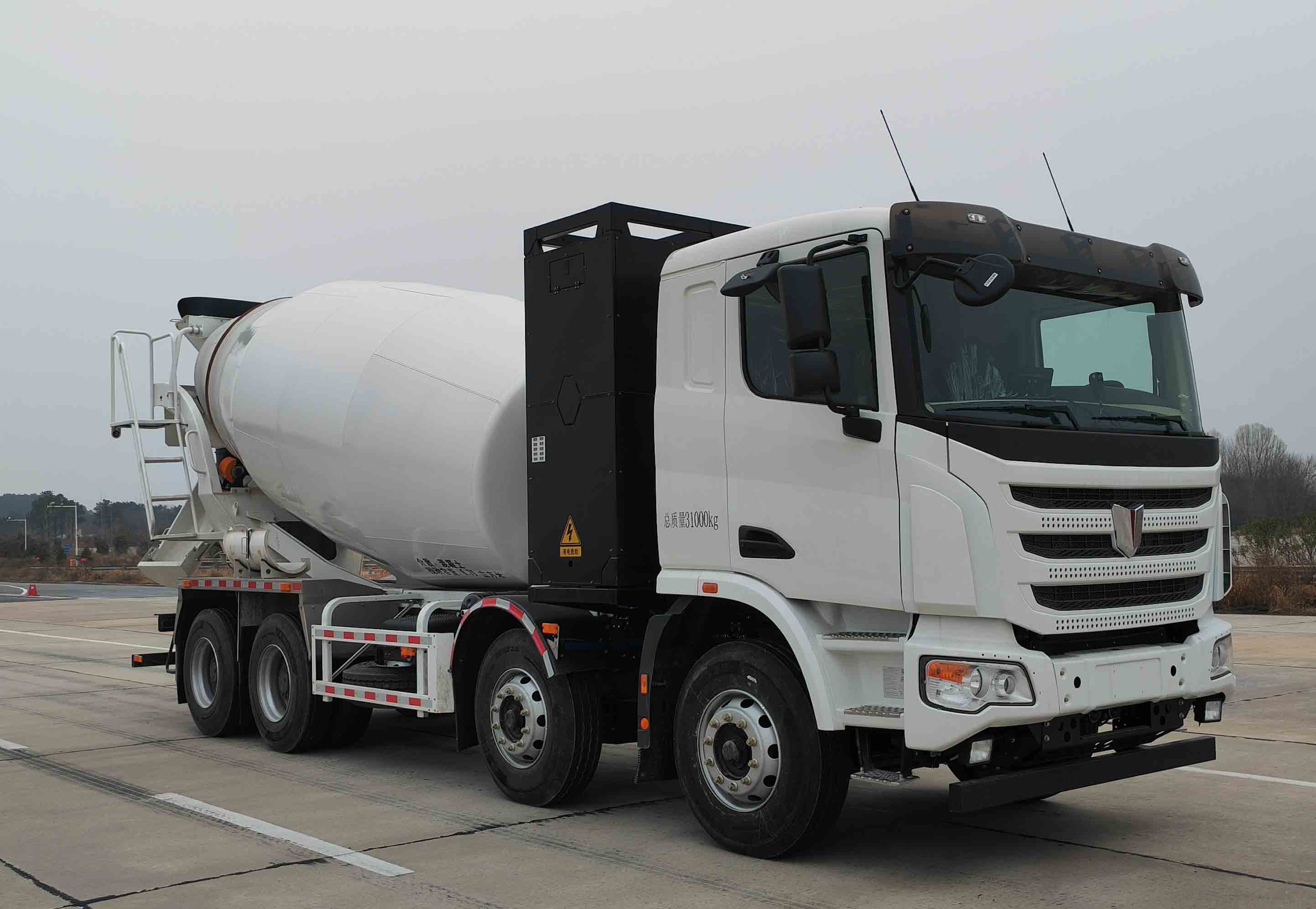 集瑞聯(lián)合牌QCC5313GJBBEVH6換電式純電動混凝土攪拌運輸車公告圖片