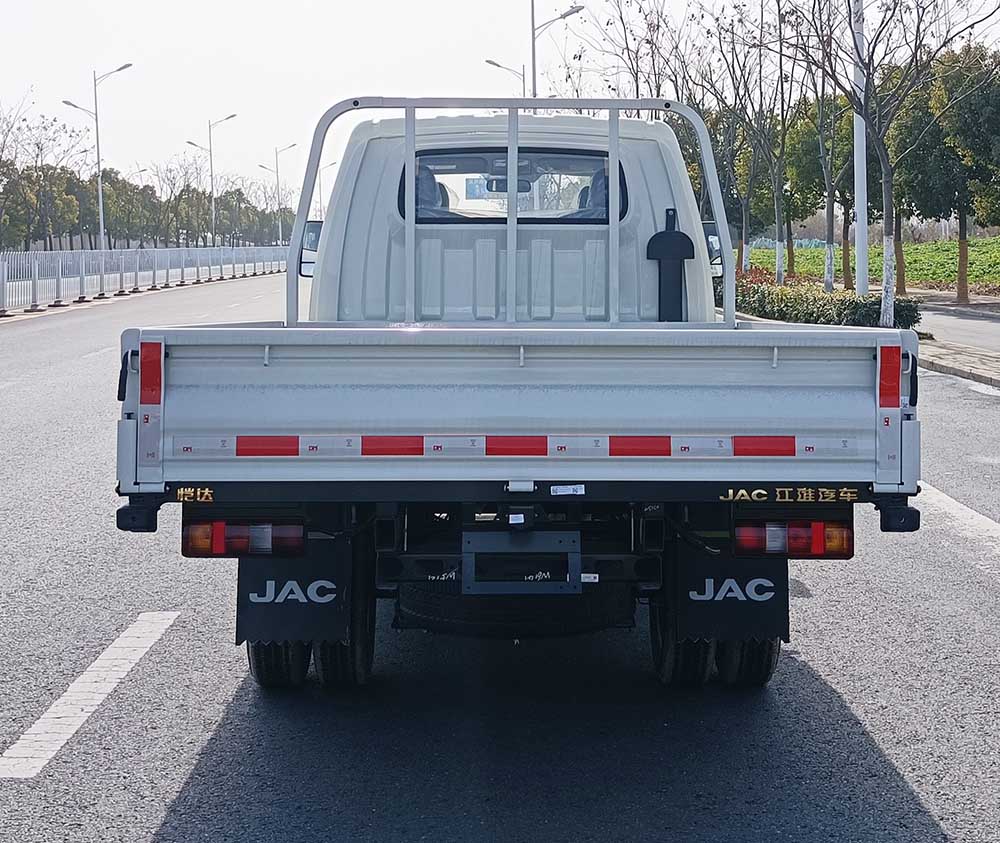 江淮牌HFC1036RV3E3C1S-2载货汽车公告图片