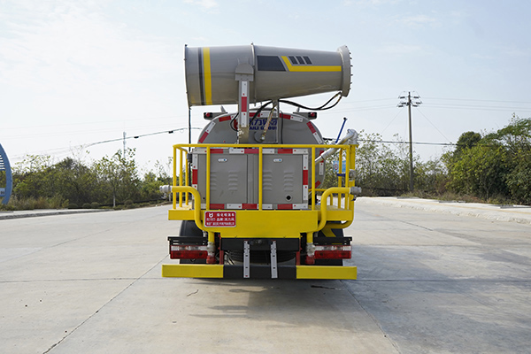 凱力風(fēng)牌KLF5070GPSE6綠化噴灑車公告圖片