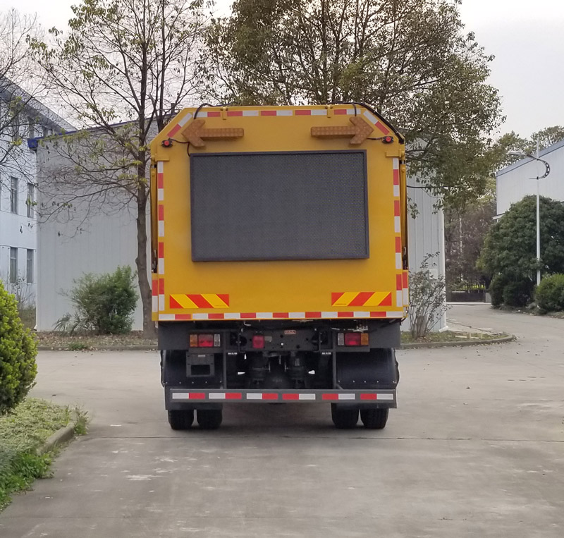 王牌牌CDW5160TYHA1Q6綠化綜合養(yǎng)護車公告圖片