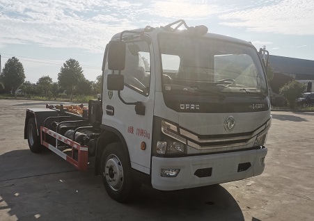 程力威牌CLW5120ZXXE6車廂可卸式垃圾車公告圖片