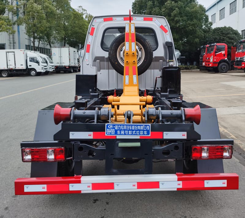 程力威牌CLW5030ZXXSC6車廂可卸式垃圾車公告圖片