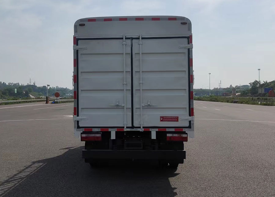 遠(yuǎn)程牌JGL5047CCYBEVM5純電動(dòng)倉(cāng)柵式運(yùn)輸車(chē)公告圖片