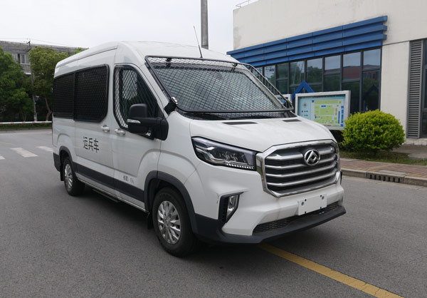 大通牌SH5042XYBH2DB運(yùn)兵車(chē)公告圖片