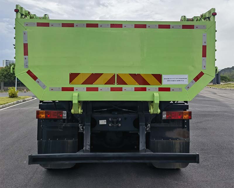 特尔佳牌DWT5310ZLJL9BYEV纯电动自卸式垃圾车公告图片