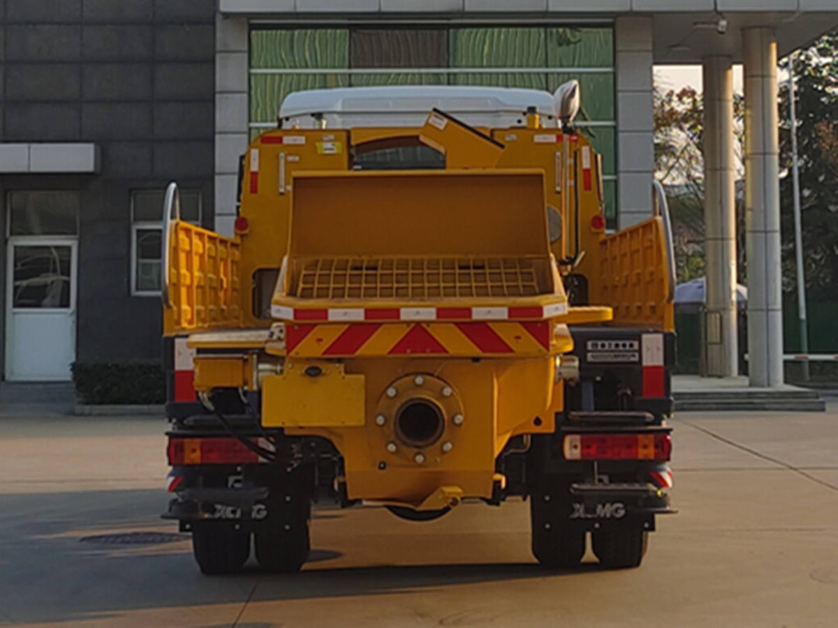 徐工牌XZS5146THB車載式混凝土泵車公告圖片