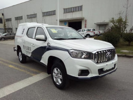 申驰牌SQL5036XJQD8DC警犬运输车