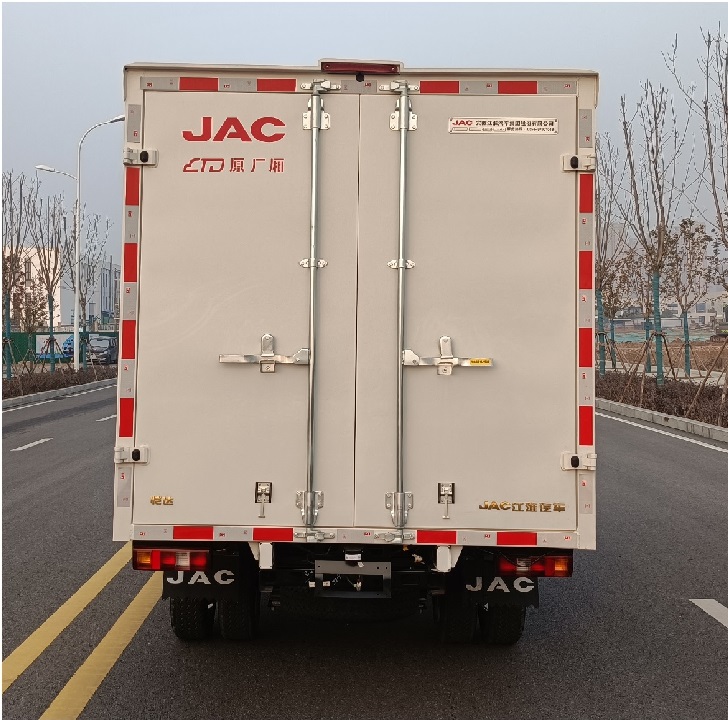 江淮牌HFC5036XXYPV3E6C1S-2廂式運(yùn)輸車(chē)公告圖片