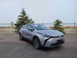 纯电动电源车