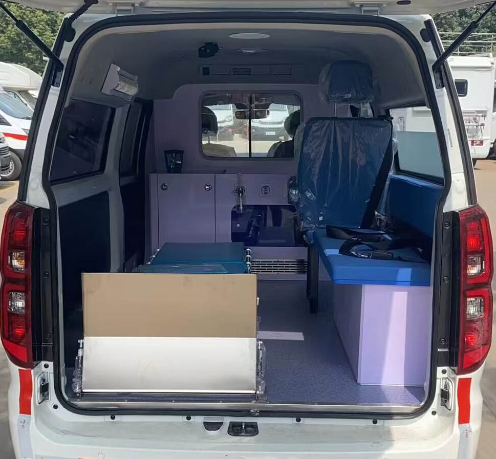 程力威牌CLW5020XJHAJZ救護(hù)車(chē)公告圖片