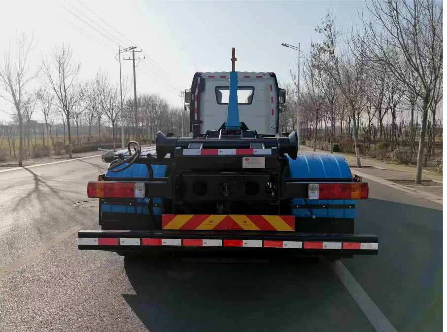 石盛航牌SSH5250ZXXCA6车厢可卸式垃圾车公告图片