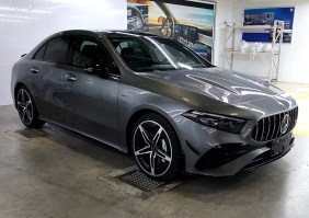 梅赛德斯-奔驰牌BJ7208RXAL型轿车