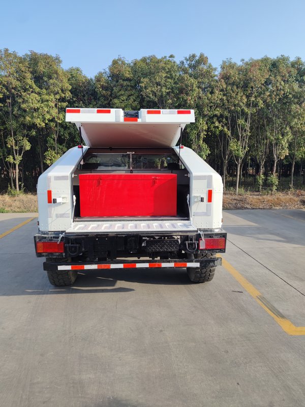 隆翠牌ZDD5040XJX檢修車公告圖片