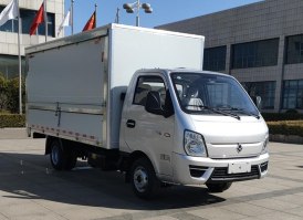 翼开启厢式车