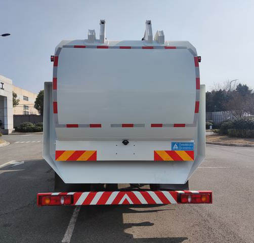 三力牌CGJ5183TCAZKBEV純電動餐廚垃圾車公告圖片