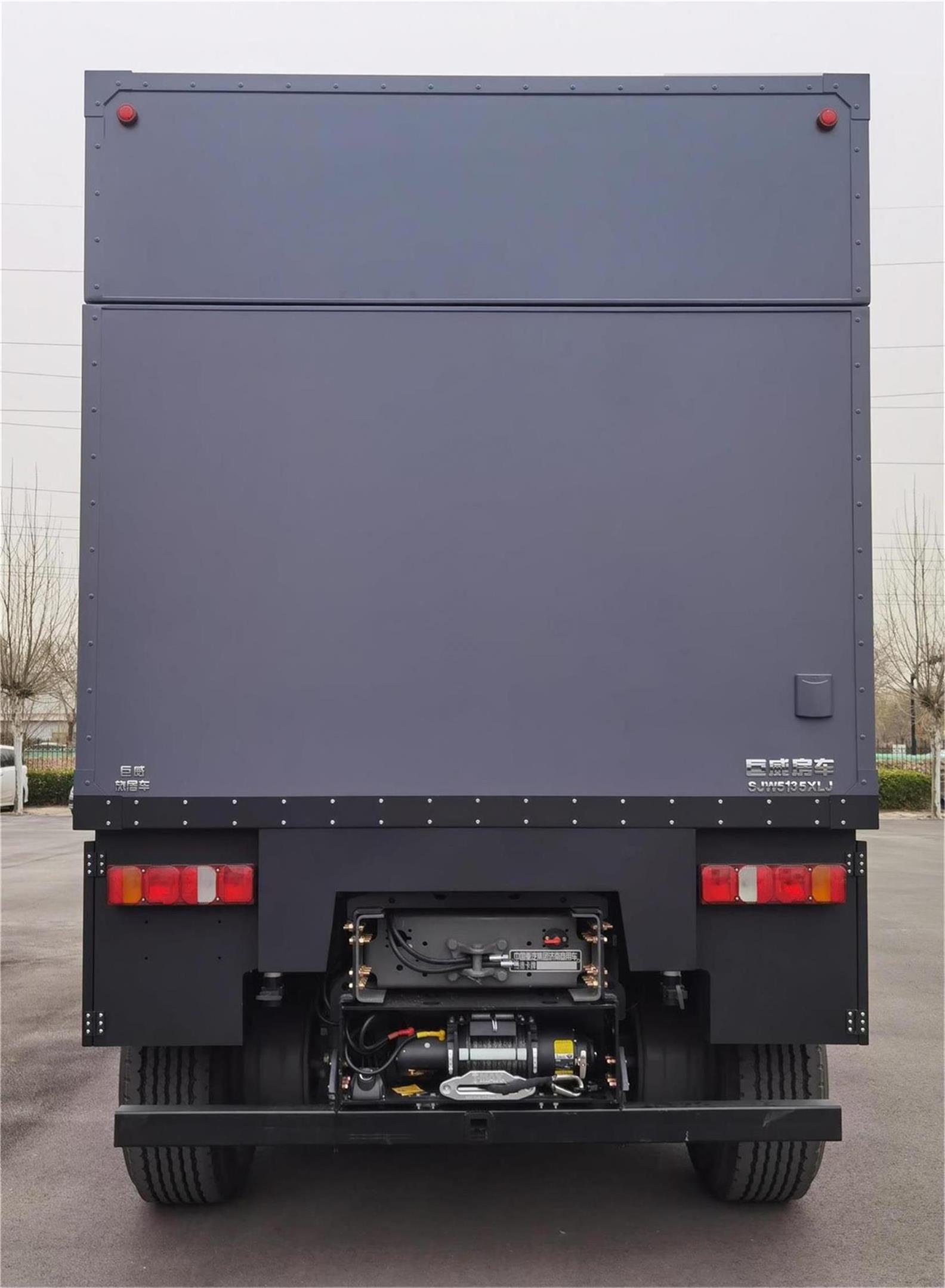 巨威牌SJW5135XLJ旅居車公告圖片