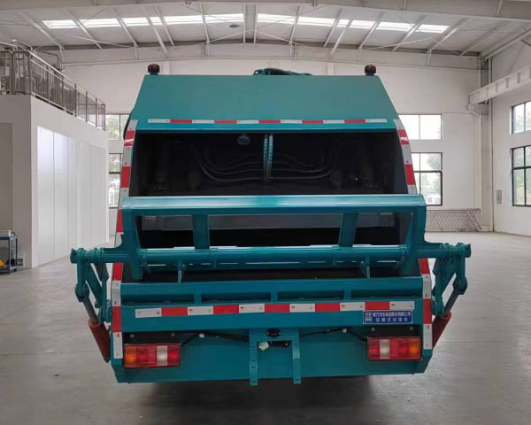 程力牌CL5090ZYS6BGX压缩式垃圾车公告图片