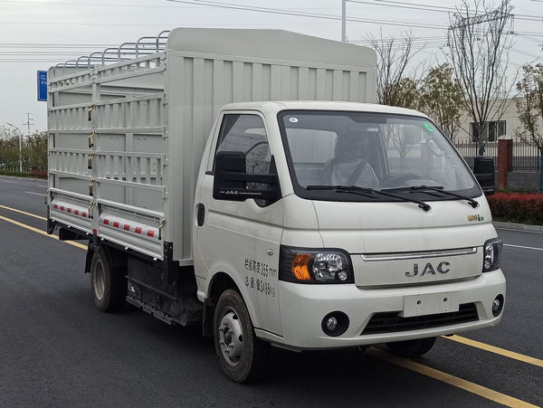 江淮牌HFC5030CCYEV4純電動倉柵式運輸車公告圖片