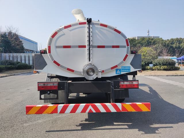 三力牌CGJ5128GXEEQBEV1纯电动吸粪车公告图片