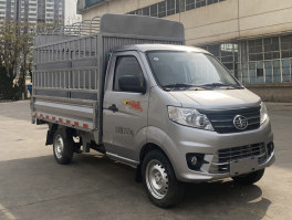 仓栅式运输车