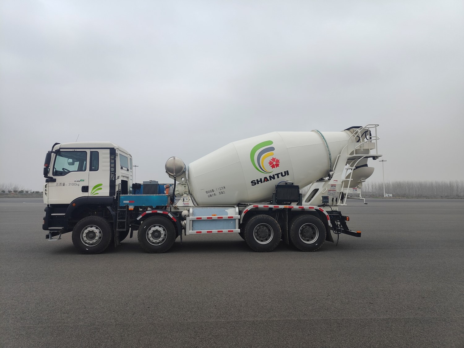 建友牌SDX5310GJBBEV1純電動混凝土攪拌運(yùn)輸車公告圖片