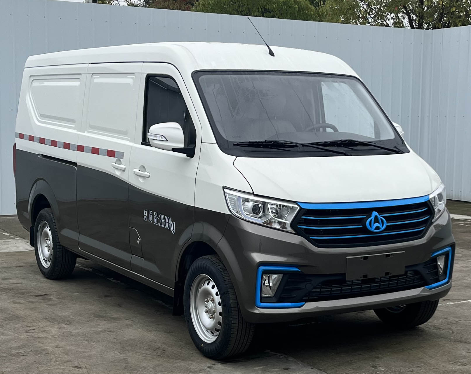 長安牌SC5031XXYVQ6B7BEV純電動(dòng)廂式運(yùn)輸車公告圖片