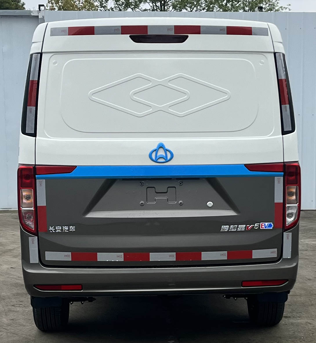 長安牌SC5031XXYVQ6B7BEV純電動(dòng)廂式運(yùn)輸車公告圖片